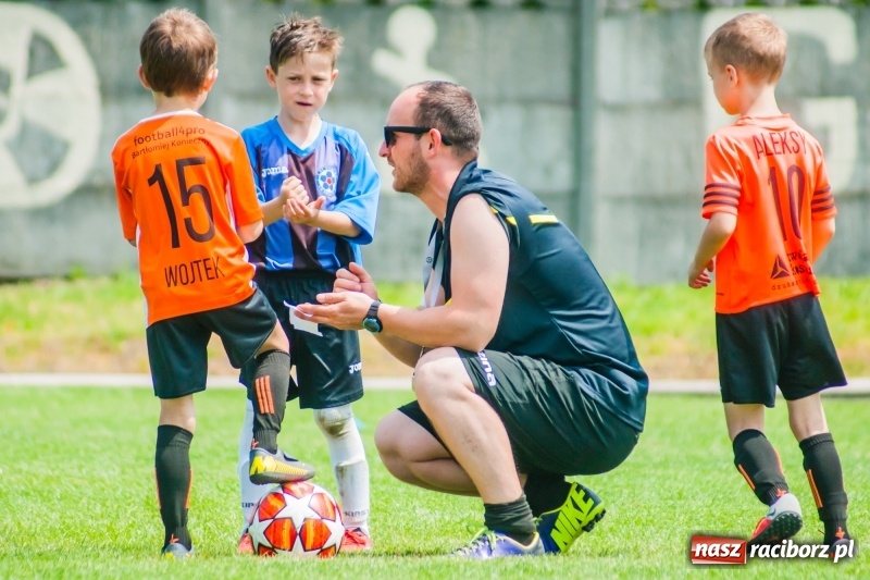 Zdjęcie w galerii na portalu naszraciborz.pl: Tworków Cup 2019. Sobotnia rywalizacja skrzatów za nami [FOTO] wiadomości z regionu