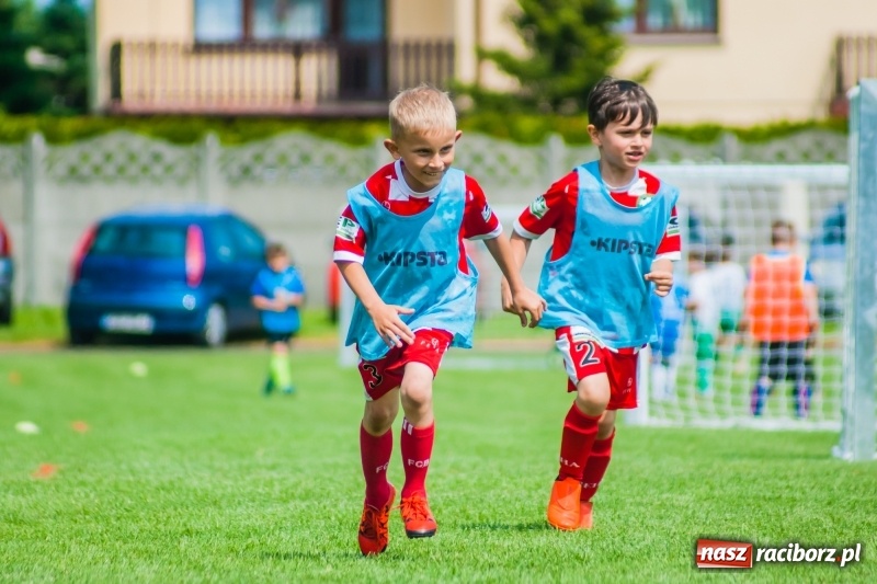 Zdjęcie w galerii na portalu naszraciborz.pl: Tworków Cup 2019. Sobotnia rywalizacja skrzatów za nami [FOTO] wiadomości z regionu