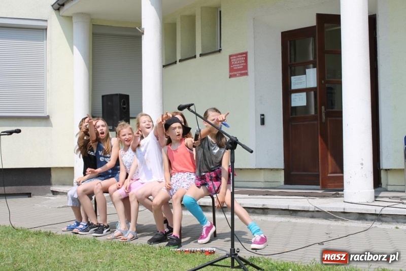 Zdjęcie w galerii na portalu naszraciborz.pl: Mieszkańcy Płoni i Obory bawili się na festynie rodzinnym  wiadomości z regionu