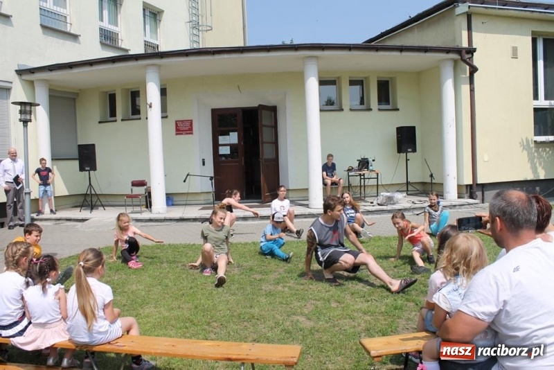 Zdjęcie w galerii na portalu naszraciborz.pl: Mieszkańcy Płoni i Obory bawili się na festynie rodzinnym  wiadomości z regionu