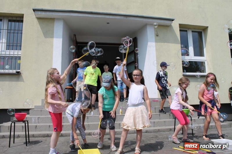 Zdjęcie w galerii na portalu naszraciborz.pl: Mieszkańcy Płoni i Obory bawili się na festynie rodzinnym  wiadomości z regionu