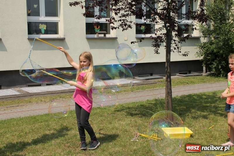 Zdjęcie w galerii na portalu naszraciborz.pl: Mieszkańcy Płoni i Obory bawili się na festynie rodzinnym  wiadomości z regionu