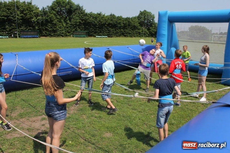 Zdjęcie w galerii na portalu naszraciborz.pl: Mieszkańcy Płoni i Obory bawili się na festynie rodzinnym  wiadomości z regionu