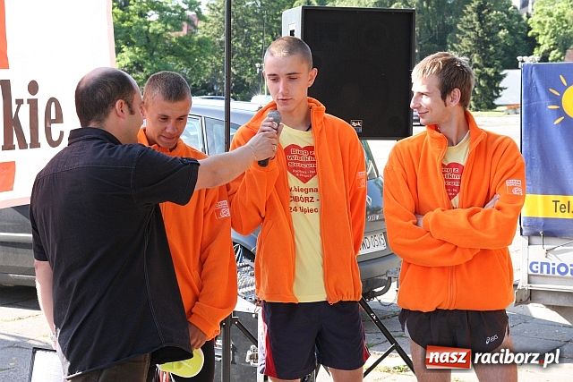 Zdjęcie w galerii na portalu naszraciborz.pl: Pobiegli z wielkim sercem wiadomości z regionu