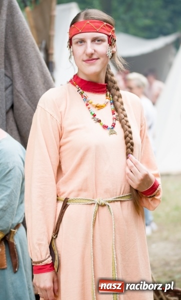 Zdjęcie w galerii na portalu naszraciborz.pl: Wielka bitwa wojów na polach przez Oborą [FOTO i WIDEO] wiadomości z regionu