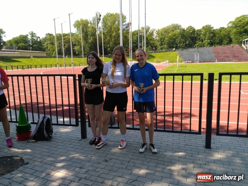 Zdjęcie w galerii na portalu naszraciborz.pl: Mistrzostwa Gminy Rudnik w lekkiej atletyce wiadomości z regionu
