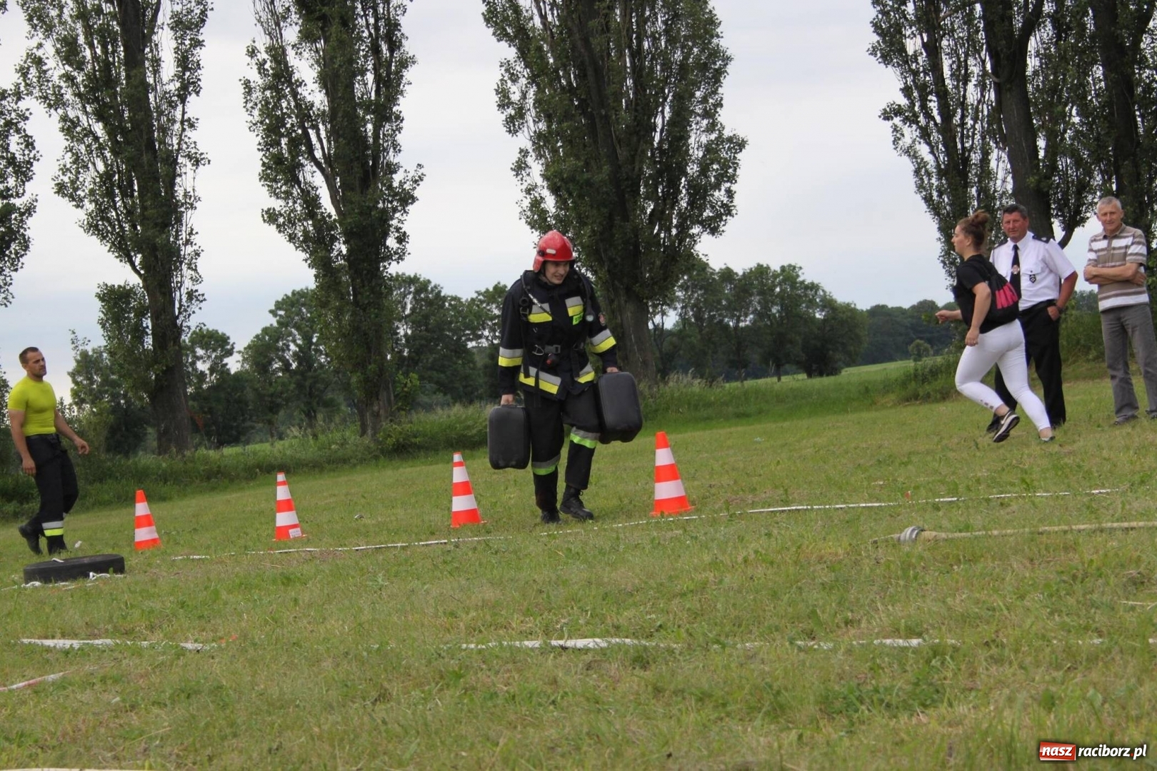 Zdjęcie w galerii na portalu naszraciborz.pl: Niezłomny strażak - rywalizacja w Wojnowicach [FOTO i WIDEO] wiadomości z regionu