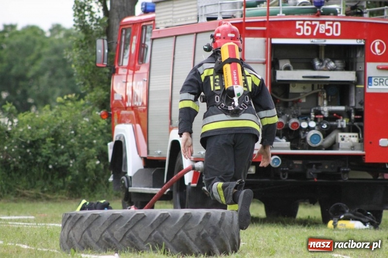Zdjęcie w galerii na portalu naszraciborz.pl: Niezłomny strażak - rywalizacja w Wojnowicach [FOTO i WIDEO] wiadomości z regionu