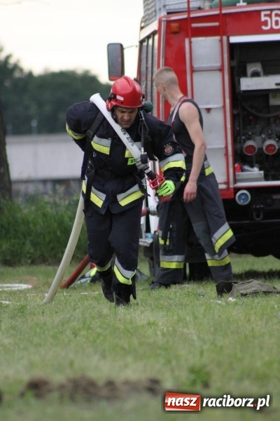 Zdjęcie w galerii na portalu naszraciborz.pl: Niezłomny strażak - rywalizacja w Wojnowicach [FOTO i WIDEO] wiadomości z regionu