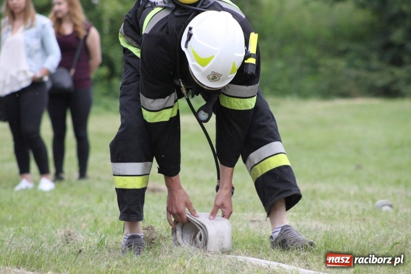 Zdjęcie w galerii na portalu naszraciborz.pl: Niezłomny strażak - rywalizacja w Wojnowicach [FOTO i WIDEO] wiadomości z regionu