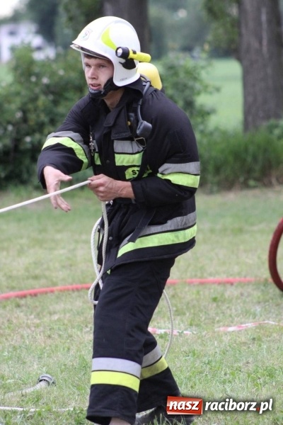 Zdjęcie w galerii na portalu naszraciborz.pl: Niezłomny strażak - rywalizacja w Wojnowicach [FOTO i WIDEO] wiadomości z regionu