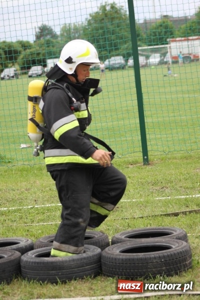 Zdjęcie w galerii na portalu naszraciborz.pl: Niezłomny strażak - rywalizacja w Wojnowicach [FOTO i WIDEO] wiadomości z regionu