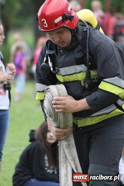 Zdjęcie w galerii na portalu naszraciborz.pl: Niezłomny strażak - rywalizacja w Wojnowicach [FOTO i WIDEO] wiadomości z regionu