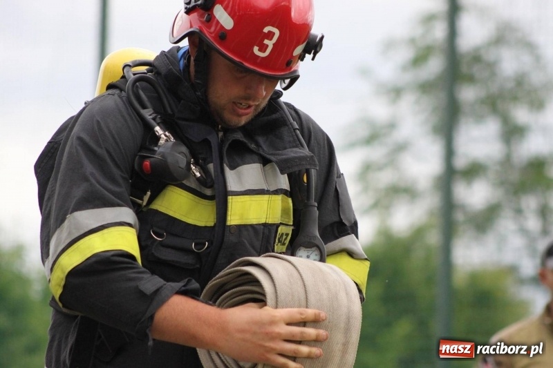 Zdjęcie w galerii na portalu naszraciborz.pl: Niezłomny strażak - rywalizacja w Wojnowicach [FOTO i WIDEO] wiadomości z regionu