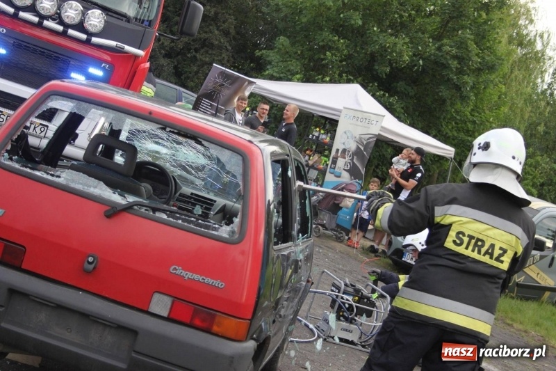 Zdjęcie w galerii na portalu naszraciborz.pl: Niezłomny strażak - rywalizacja w Wojnowicach [FOTO i WIDEO] wiadomości z regionu