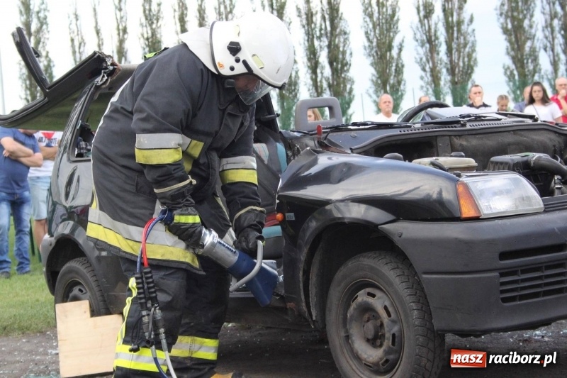 Zdjęcie w galerii na portalu naszraciborz.pl: Niezłomny strażak - rywalizacja w Wojnowicach [FOTO i WIDEO] wiadomości z regionu