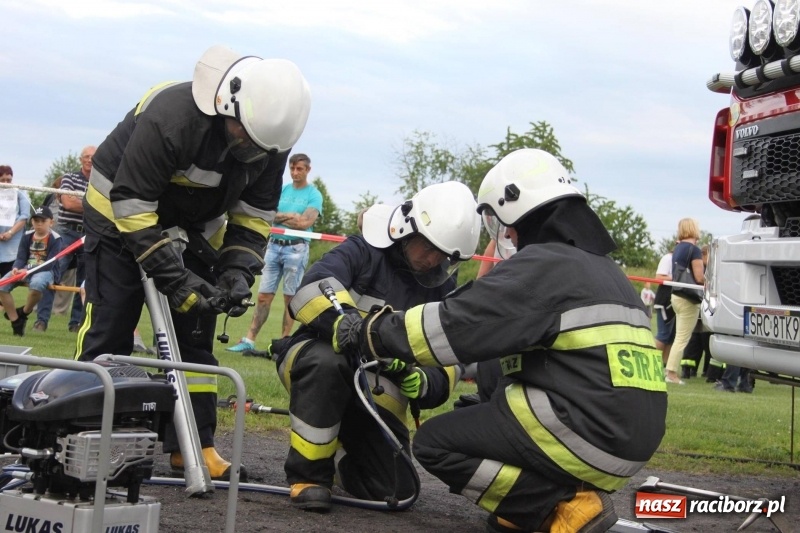 Zdjęcie w galerii na portalu naszraciborz.pl: Niezłomny strażak - rywalizacja w Wojnowicach [FOTO i WIDEO] wiadomości z regionu