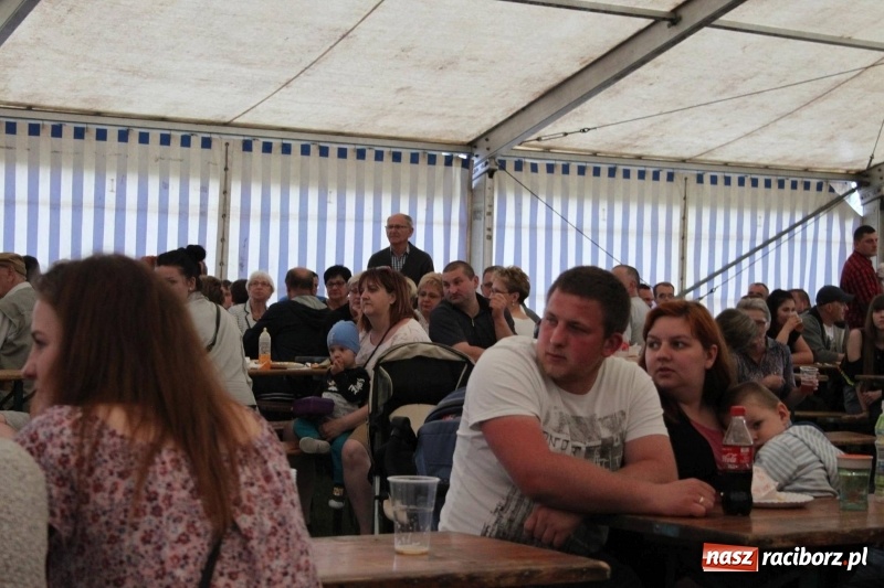 Zdjęcie w galerii na portalu naszraciborz.pl: Niezłomny strażak - rywalizacja w Wojnowicach [FOTO i WIDEO] wiadomości z regionu