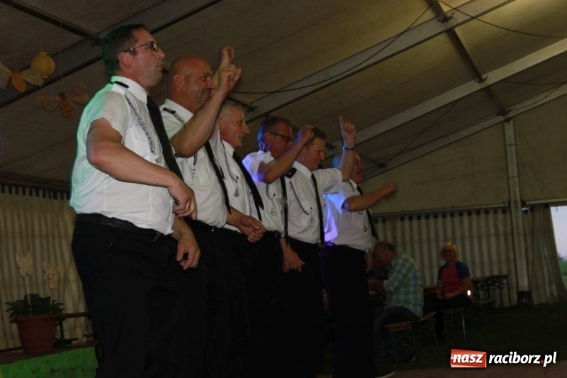 Zdjęcie w galerii na portalu naszraciborz.pl: Niezłomny strażak - rywalizacja w Wojnowicach [FOTO i WIDEO] wiadomości z regionu