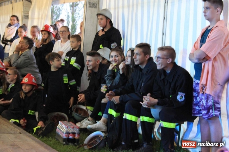 Zdjęcie w galerii na portalu naszraciborz.pl: Niezłomny strażak - rywalizacja w Wojnowicach [FOTO i WIDEO] wiadomości z regionu