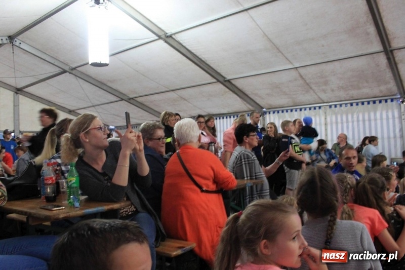 Zdjęcie w galerii na portalu naszraciborz.pl: Niezłomny strażak - rywalizacja w Wojnowicach [FOTO i WIDEO] wiadomości z regionu