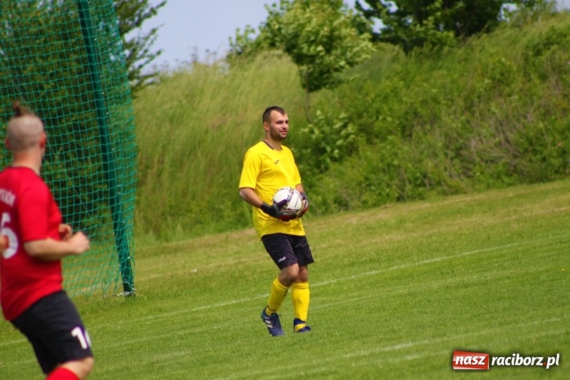 Zdjęcie w galerii na portalu naszraciborz.pl: Derby dorzecza Psiny. Wojnowice kontra Cyprzanów  wiadomości z regionu