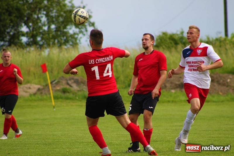Zdjęcie w galerii na portalu naszraciborz.pl: Derby dorzecza Psiny. Wojnowice kontra Cyprzanów  wiadomości z regionu