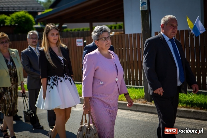 Zdjęcie w galerii na portalu naszraciborz.pl: Stara Wieś przeżywa prymicje księdza Rafała Kurka  wiadomości z regionu