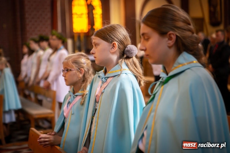 Zdjęcie w galerii na portalu naszraciborz.pl: Stara Wieś przeżywa prymicje księdza Rafała Kurka  wiadomości z regionu