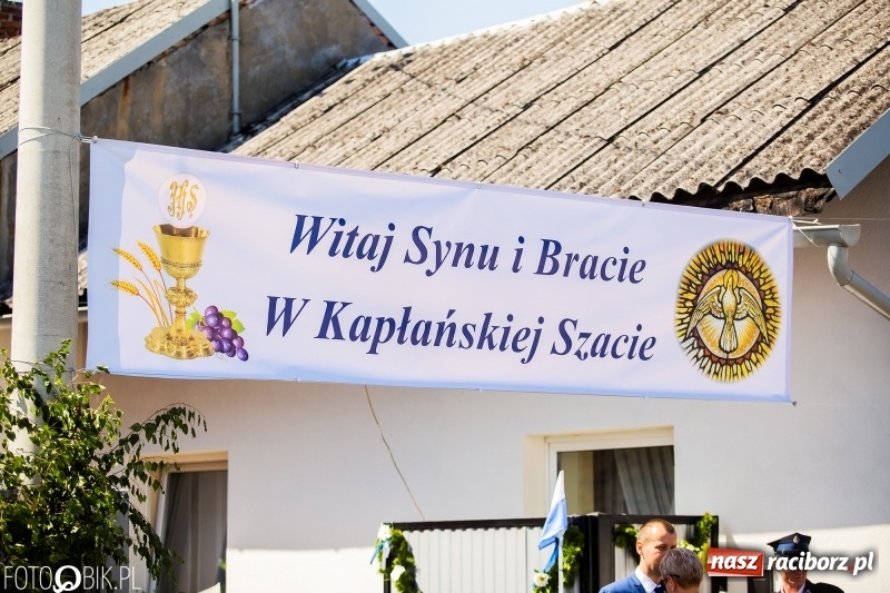 Zdjęcie w galerii na portalu naszraciborz.pl: Druh Mateusz został księdzem. Prymicje w Pietrowicach Wielkich wiadomości z regionu