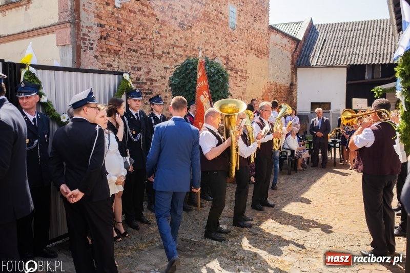 Zdjęcie w galerii na portalu naszraciborz.pl: Druh Mateusz został księdzem. Prymicje w Pietrowicach Wielkich wiadomości z regionu