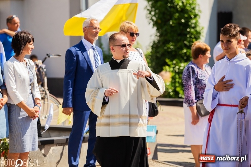 Zdjęcie w galerii na portalu naszraciborz.pl: Druh Mateusz został księdzem. Prymicje w Pietrowicach Wielkich wiadomości z regionu