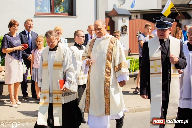 Zdjęcie w galerii na portalu naszraciborz.pl: Druh Mateusz został księdzem. Prymicje w Pietrowicach Wielkich wiadomości z regionu