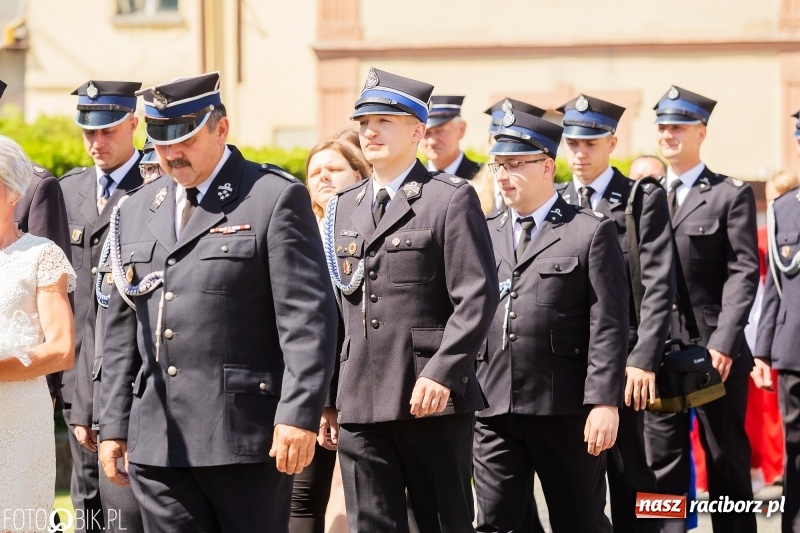 Zdjęcie w galerii na portalu naszraciborz.pl: Druh Mateusz został księdzem. Prymicje w Pietrowicach Wielkich wiadomości z regionu