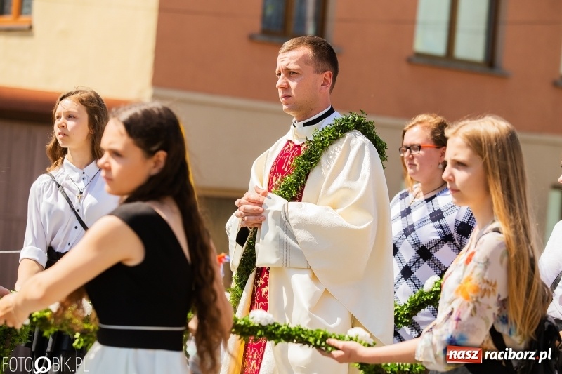 Zdjęcie w galerii na portalu naszraciborz.pl: Druh Mateusz został księdzem. Prymicje w Pietrowicach Wielkich wiadomości z regionu