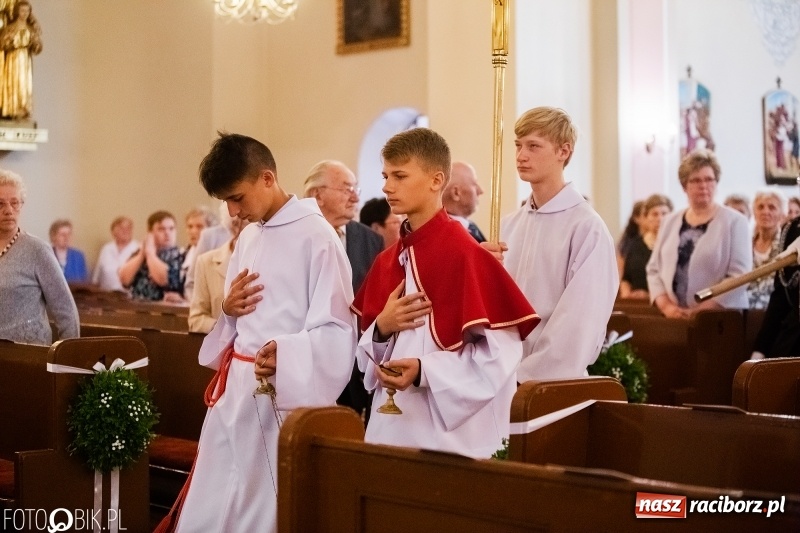 Zdjęcie w galerii na portalu naszraciborz.pl: Druh Mateusz został księdzem. Prymicje w Pietrowicach Wielkich wiadomości z regionu