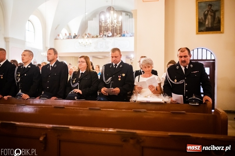 Zdjęcie w galerii na portalu naszraciborz.pl: Druh Mateusz został księdzem. Prymicje w Pietrowicach Wielkich wiadomości z regionu