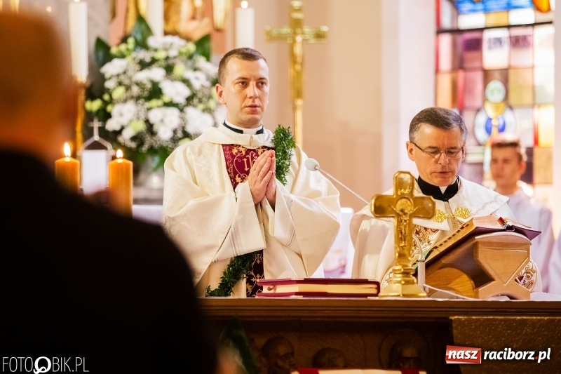 Zdjęcie w galerii na portalu naszraciborz.pl: Druh Mateusz został księdzem. Prymicje w Pietrowicach Wielkich wiadomości z regionu