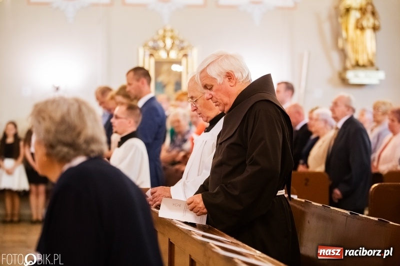 Zdjęcie w galerii na portalu naszraciborz.pl: Druh Mateusz został księdzem. Prymicje w Pietrowicach Wielkich wiadomości z regionu
