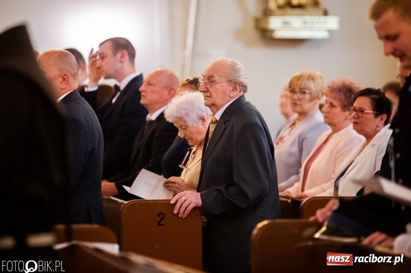Zdjęcie w galerii na portalu naszraciborz.pl: Druh Mateusz został księdzem. Prymicje w Pietrowicach Wielkich wiadomości z regionu