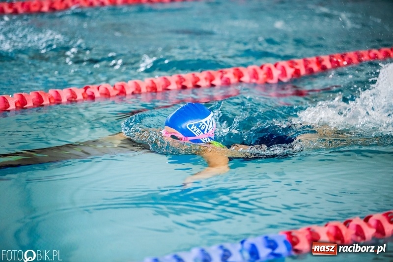 Zdjęcie w galerii na portalu naszraciborz.pl: Międzynarodowa rywalizacja pływacka z ZSOMS  wiadomości z regionu
