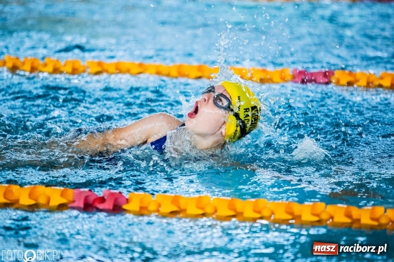 Zdjęcie w galerii na portalu naszraciborz.pl: Międzynarodowa rywalizacja pływacka z ZSOMS  wiadomości z regionu