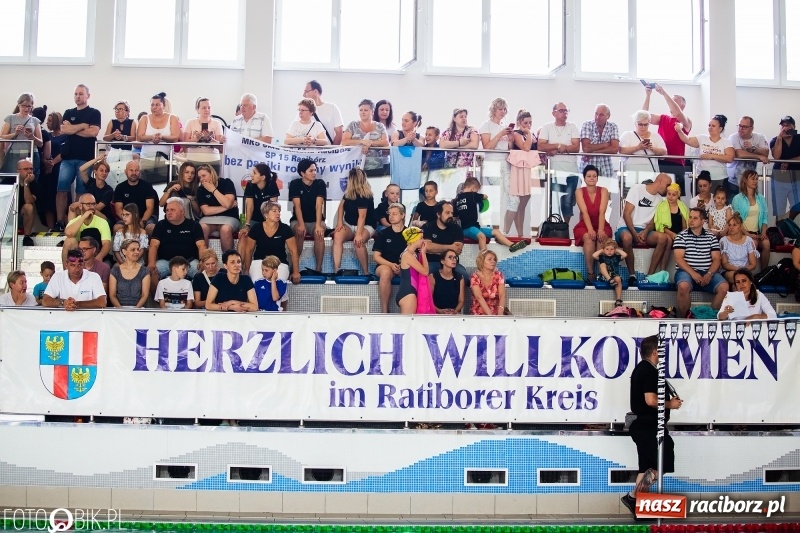 Zdjęcie w galerii na portalu naszraciborz.pl: Międzynarodowa rywalizacja pływacka z ZSOMS  wiadomości z regionu