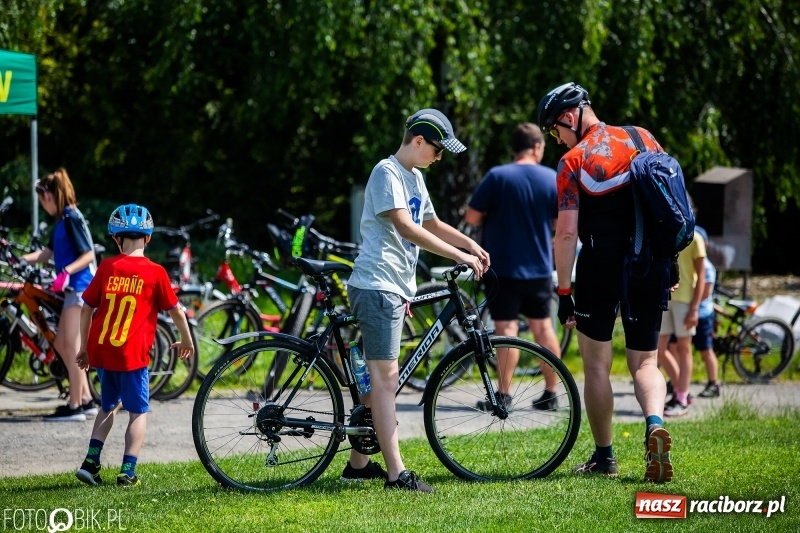 Zdjęcie w galerii na portalu naszraciborz.pl: Rodzinnie na trasę z Rowerowym Cyprzanowem  wiadomości z regionu