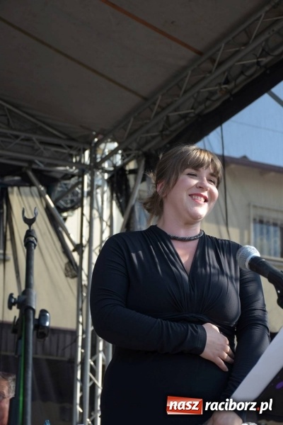 Zdjęcie w galerii na portalu naszraciborz.pl: Jest w orkiestrach dętych wielka siła. Przemarsz przez Tworków [WIDEO]  wiadomości z regionu