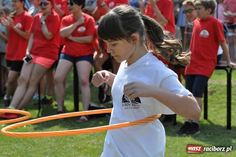 Zdjęcie w galerii na portalu naszraciborz.pl: Głośny doping w Łańcach. Polsko-czeska rywalizacja w turnieju sołectw [FOTO i WIDEO] wiadomości z regionu