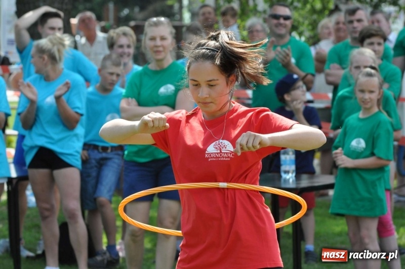Zdjęcie w galerii na portalu naszraciborz.pl: Głośny doping w Łańcach. Polsko-czeska rywalizacja w turnieju sołectw [FOTO i WIDEO] wiadomości z regionu