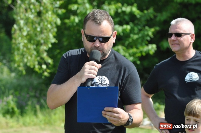 Zdjęcie w galerii na portalu naszraciborz.pl: Głośny doping w Łańcach. Polsko-czeska rywalizacja w turnieju sołectw [FOTO i WIDEO] wiadomości z regionu