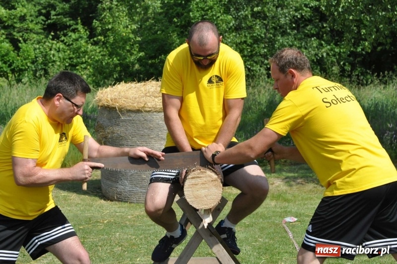 Zdjęcie w galerii na portalu naszraciborz.pl: Głośny doping w Łańcach. Polsko-czeska rywalizacja w turnieju sołectw [FOTO i WIDEO] wiadomości z regionu