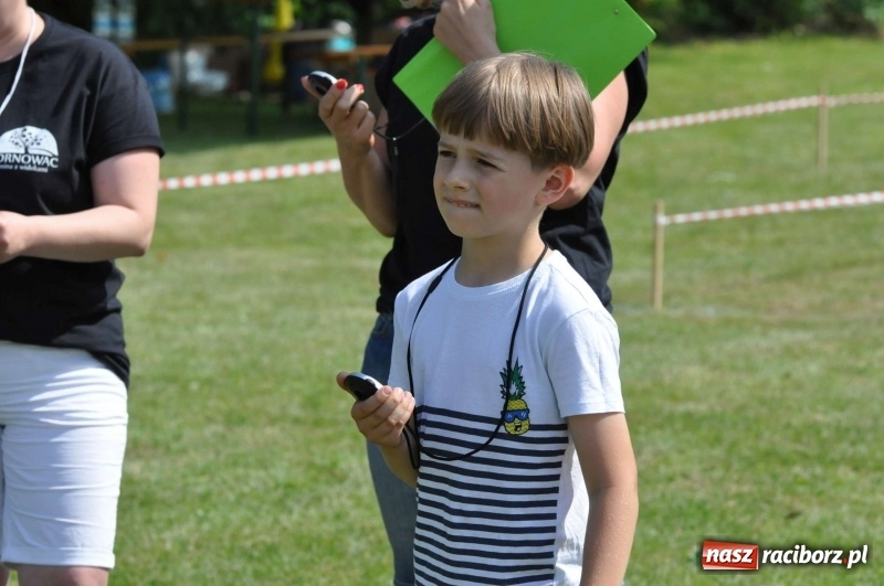 Zdjęcie w galerii na portalu naszraciborz.pl: Głośny doping w Łańcach. Polsko-czeska rywalizacja w turnieju sołectw [FOTO i WIDEO] wiadomości z regionu
